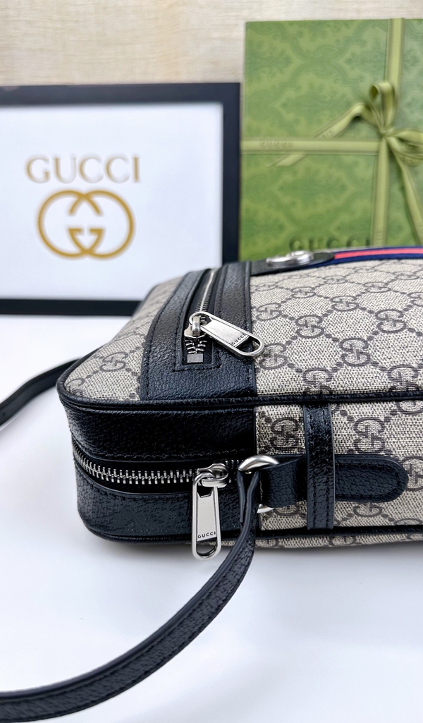 激安グッチバッグコピー角部分ディテール